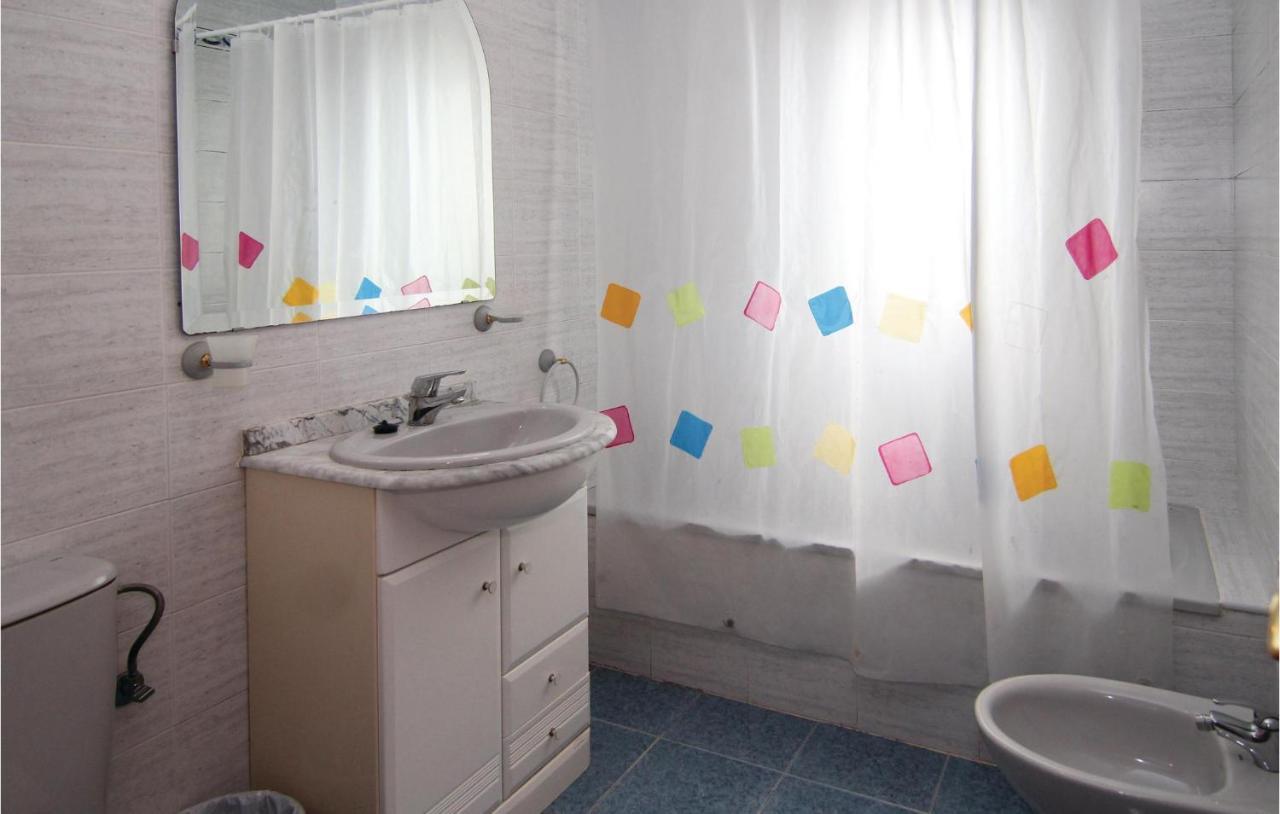 Apartment 2 Bedroom Awesome In *